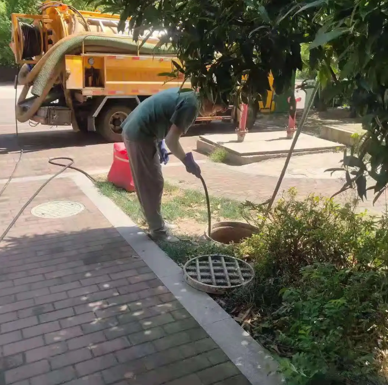永安坝街道市政排污管道清淤疏通——专业团队，让您全程省心！